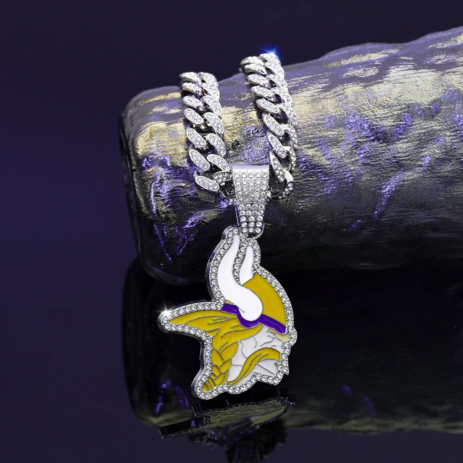 Wholesale Yellow and White Dripping Oil Team Logo  Full Diamond Hip-Hop Necklace
